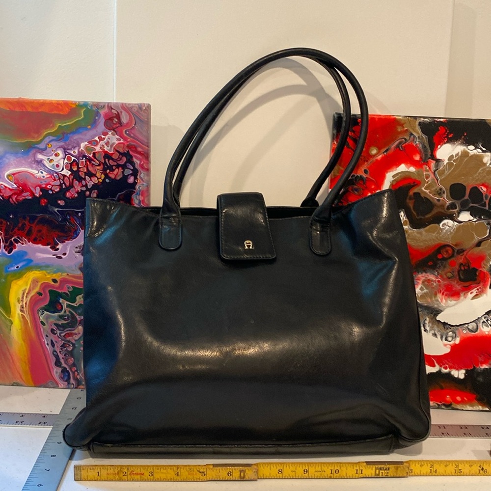 Etienne Aigner purse